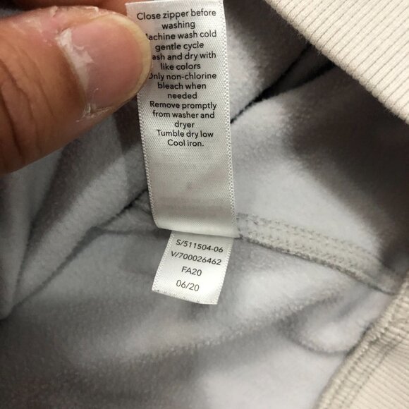 Athleta Triumph Printed Hoodie Jacket Full Zip Grey Gypsum Camo Size Small - Picture 8 of 9